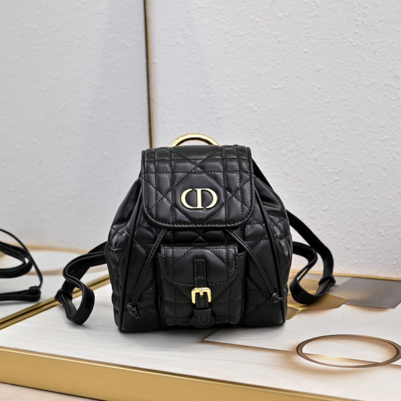 D*or backpacks